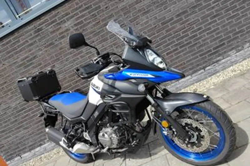 Suzuki V-Strom 650 (2026)