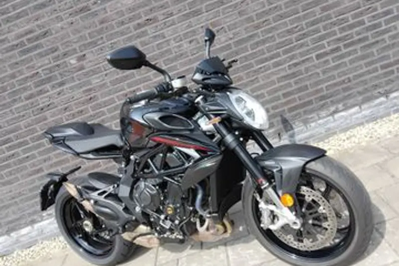 MV Agusta Brutale 800 (2024)