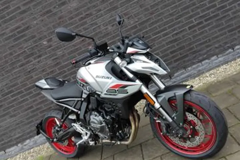 Suzuki GSX-8S (2026)