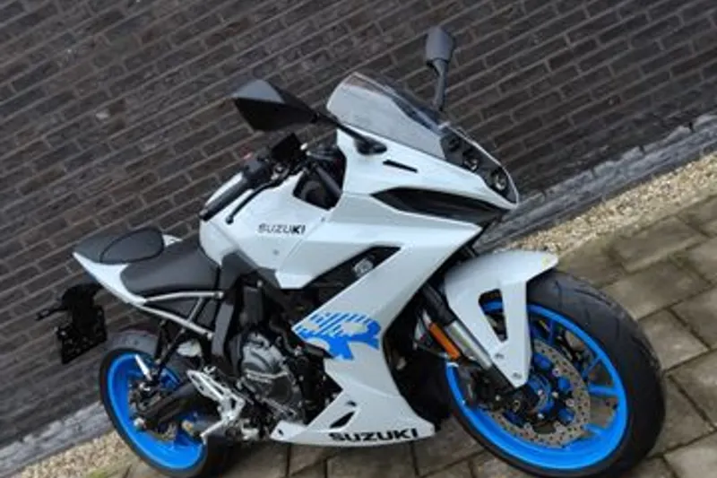 Suzuki GSX-8R (2026)