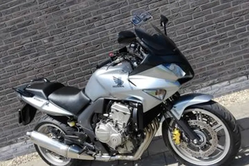 Honda CBF 600 S ABS (2008)