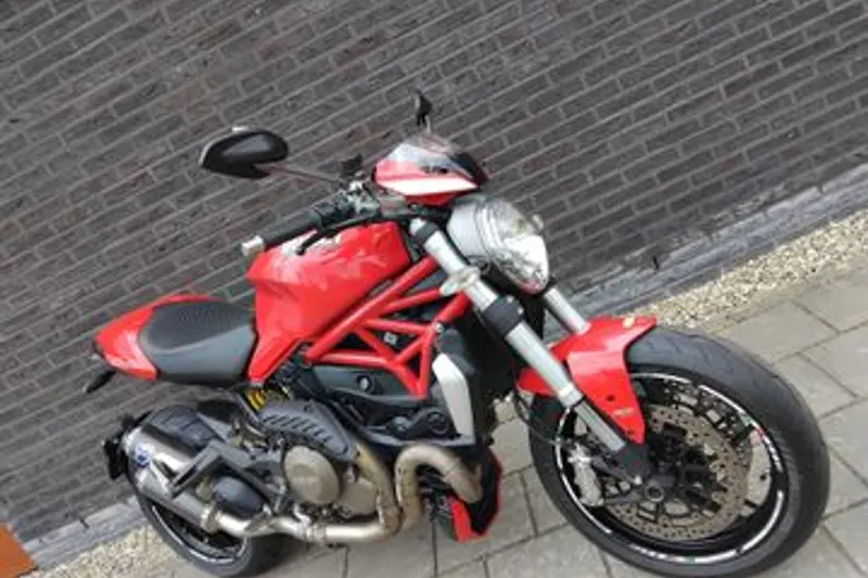 DUCATI MONSTER 1200 (2014)