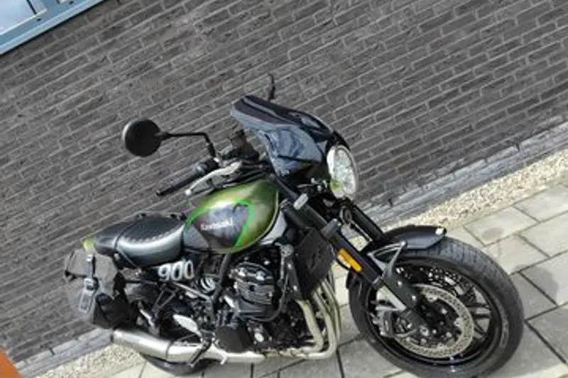 Kawasaki Z900RS (2018)