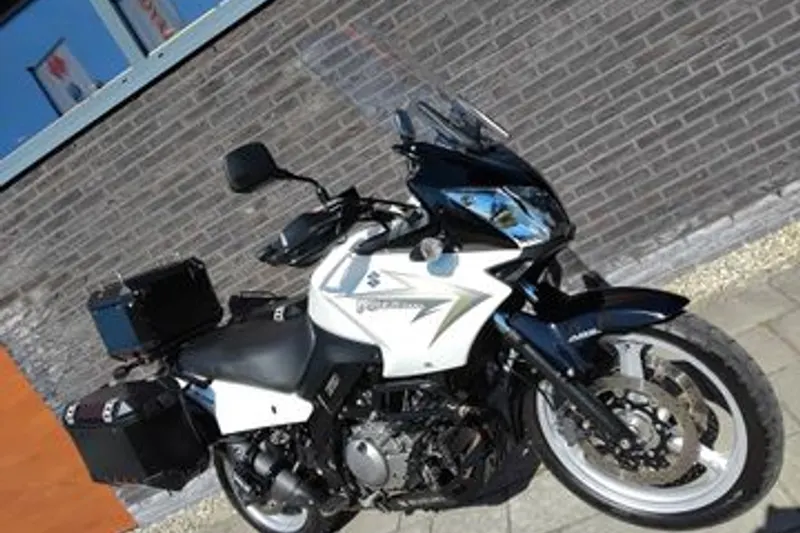 Suzuki V-Strom (2010)