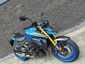 Suzuki GSX-S1000 (2026) — foto 1