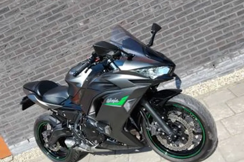 Kawasaki Ninja 650 (2023)