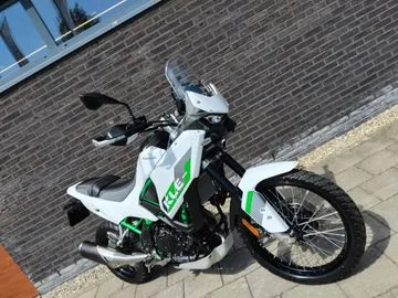 Kawasaki KLE500 SE (2026) — foto 1