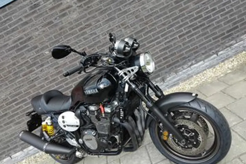 Yamaha XJR 1300 (2016)