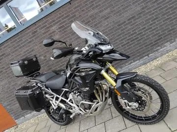 Triumph Tiger 1200 Rally Pro (2022) — foto 1