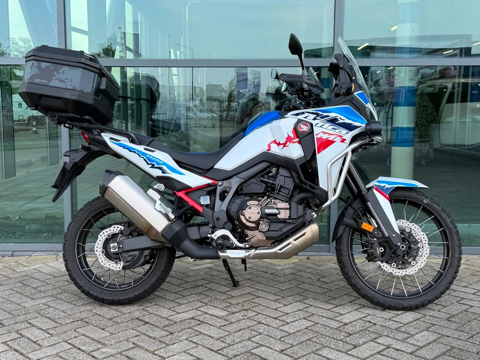 Honda CRF 1100 L Africa Twin (2024) — foto 1