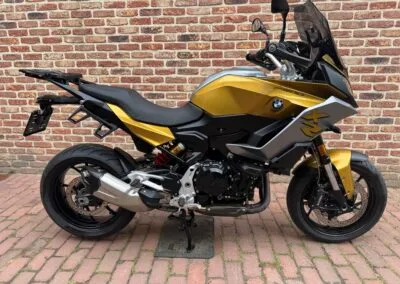 BMW F 900 XR (2021) — foto 1