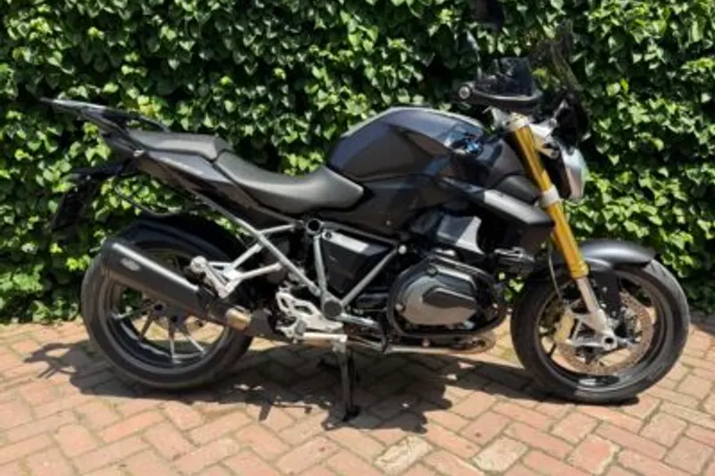 BMW R 1200 R (2015)