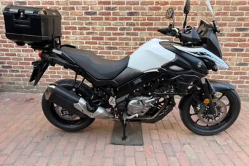 Suzuki V-Strom 650 (2023)