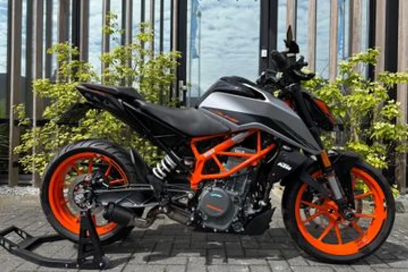 KTM 390 Duke (2025)