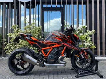 KTM 1290 Super Duke (2021) — foto 1