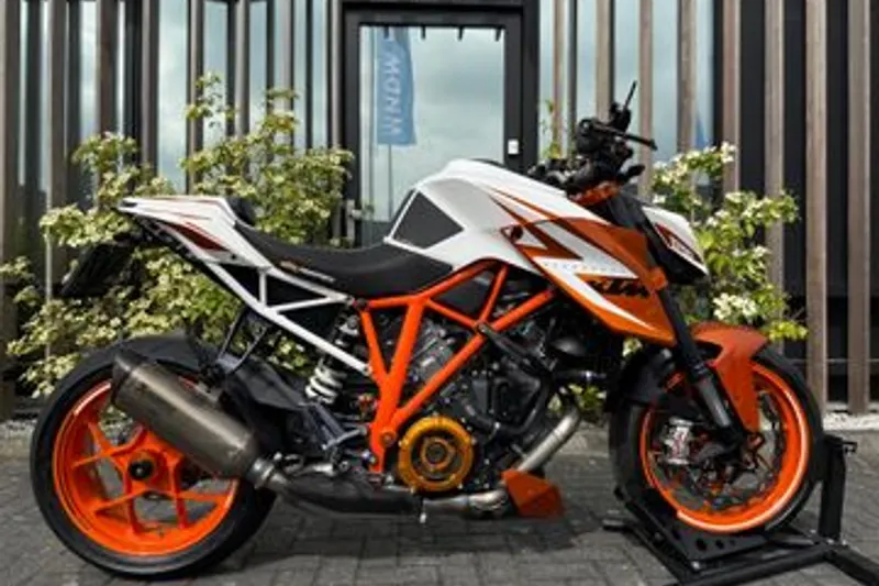 KTM 1290 Super Duke (2017)