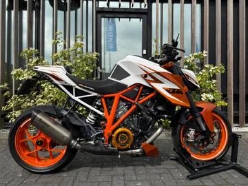 KTM 1290 Super Duke (2017) — foto 1