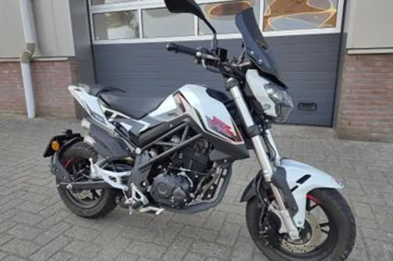 BENELLI TORNADO TNT 125 TORNADO (2025)
