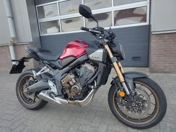 Honda CB650R AC ECT (2024) — foto 1