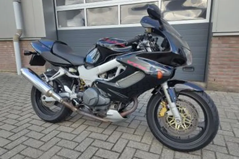 Honda VTR1000F FIRESTORM (1997)