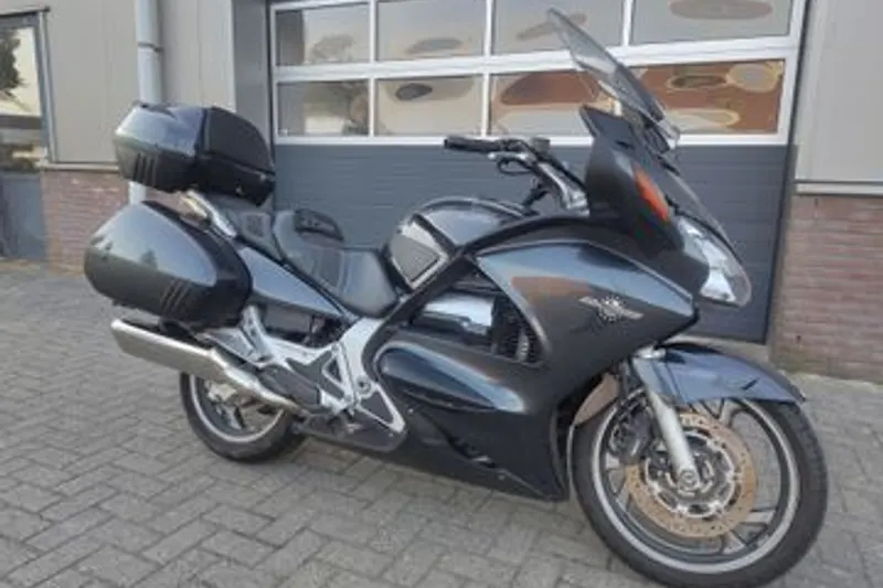 Honda ST1300 PAN EUROPEAN (2006)