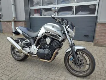 Yamaha BT 1100 Bulldog (2002) — foto 1