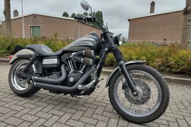 Harley-Davidson Street Bob (2007)
