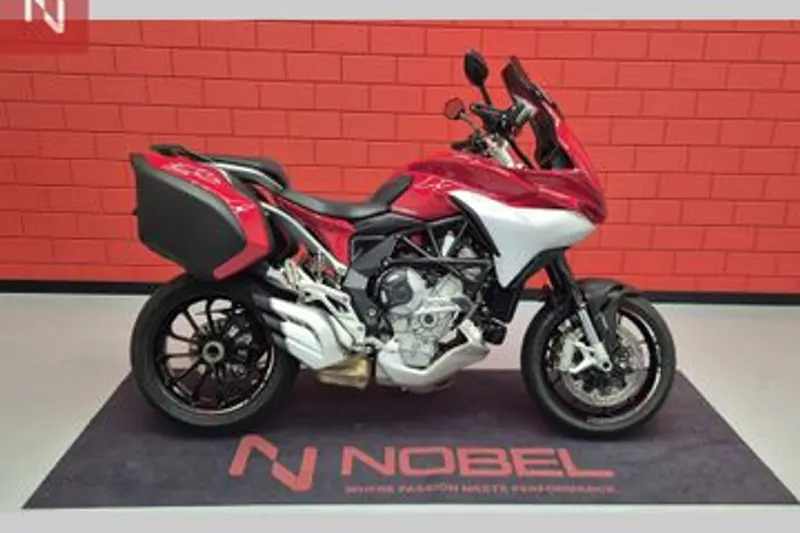 MV Agusta TURISMO VELOCE 800 RC (2015)
