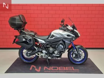 Yamaha MT-09 (2016) — foto 1