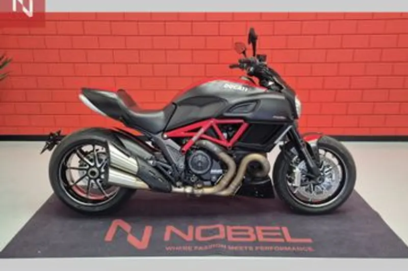 Ducati Diavel (2014)