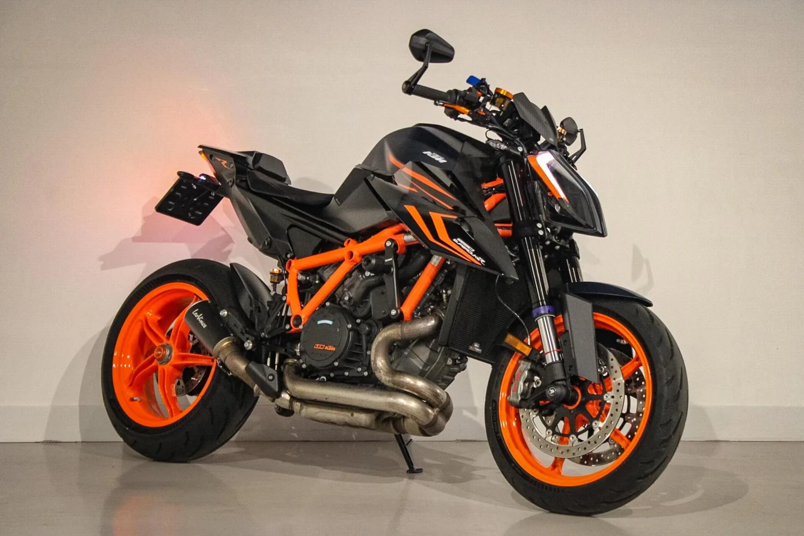 KTM 1290 Super Duke R EVO (2023) — foto 1
