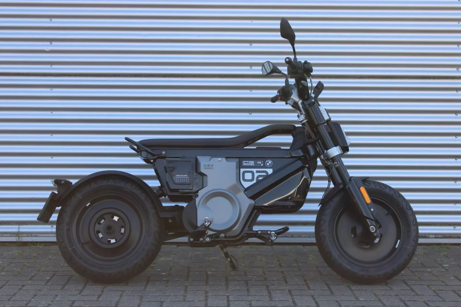 BMW CE 02 (2025) — foto 1
