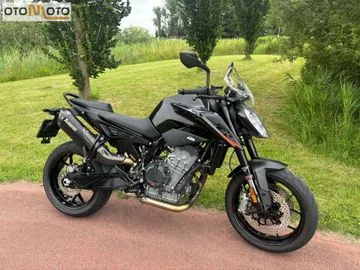 KTM 890 Duke (2022) — foto 1