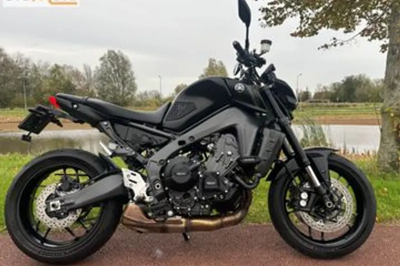 Yamaha MT-09 (2023)