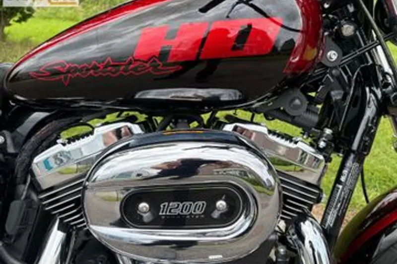 HARLEY-DAVIDSON SPORTSTER XL 1200 T SUPERLOW (2014)