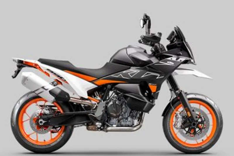 KTM 890 SMT (2024)