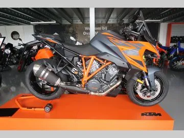 KTM 1290 Super Duke (2024) — foto 1