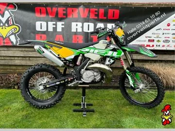 Rieju MR 250 Racing (2024) — foto 1