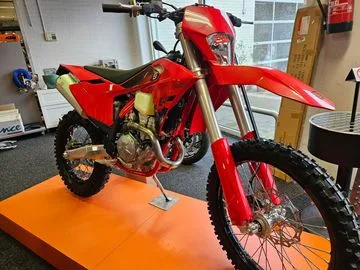 GASGAS EC 350 F (2026) — foto 1