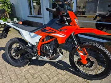 KTM 390 ENDURO R (2025) — foto 1