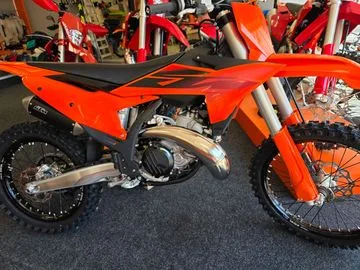 KTM 250 SX (2027) — foto 1