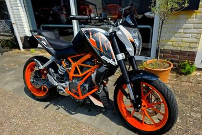 KTM 390 Duke (2014)