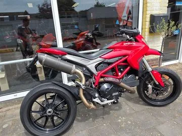 Ducati Hypermotard 821 (2015) — foto 1