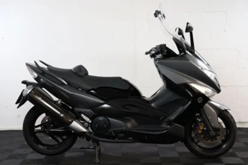 Yamaha T MAX (2008)