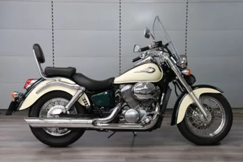 Honda VT 750C2 Shadow (1997)