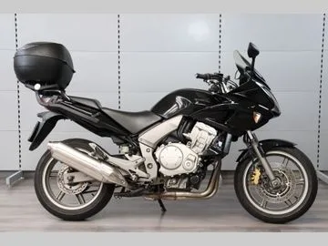 Honda CBF1000 (2011) — foto 1