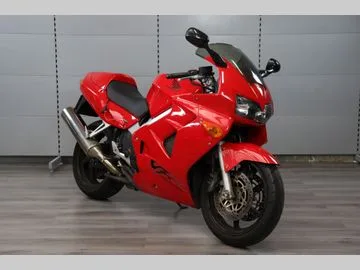 Honda VFR800 (1999) — foto 1