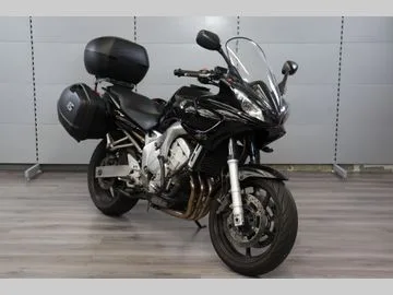 Yamaha FZ6 Fazer (2006) — foto 1