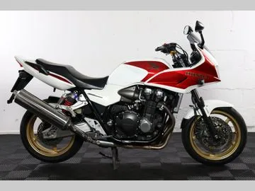 Honda CB 1300 S (2010) — foto 1