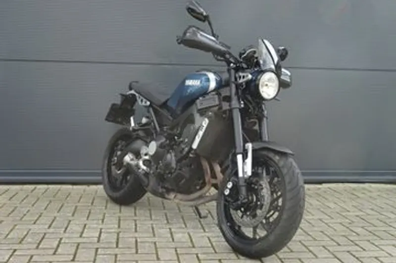 Yamaha XSR900 (2017)